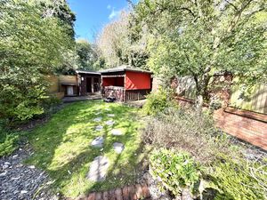 Photo 16- click for photo gallery